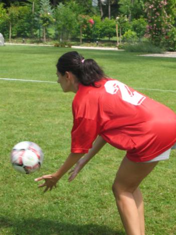 Fussball 081.jpg   36kb   26.03.2021 22:26:18